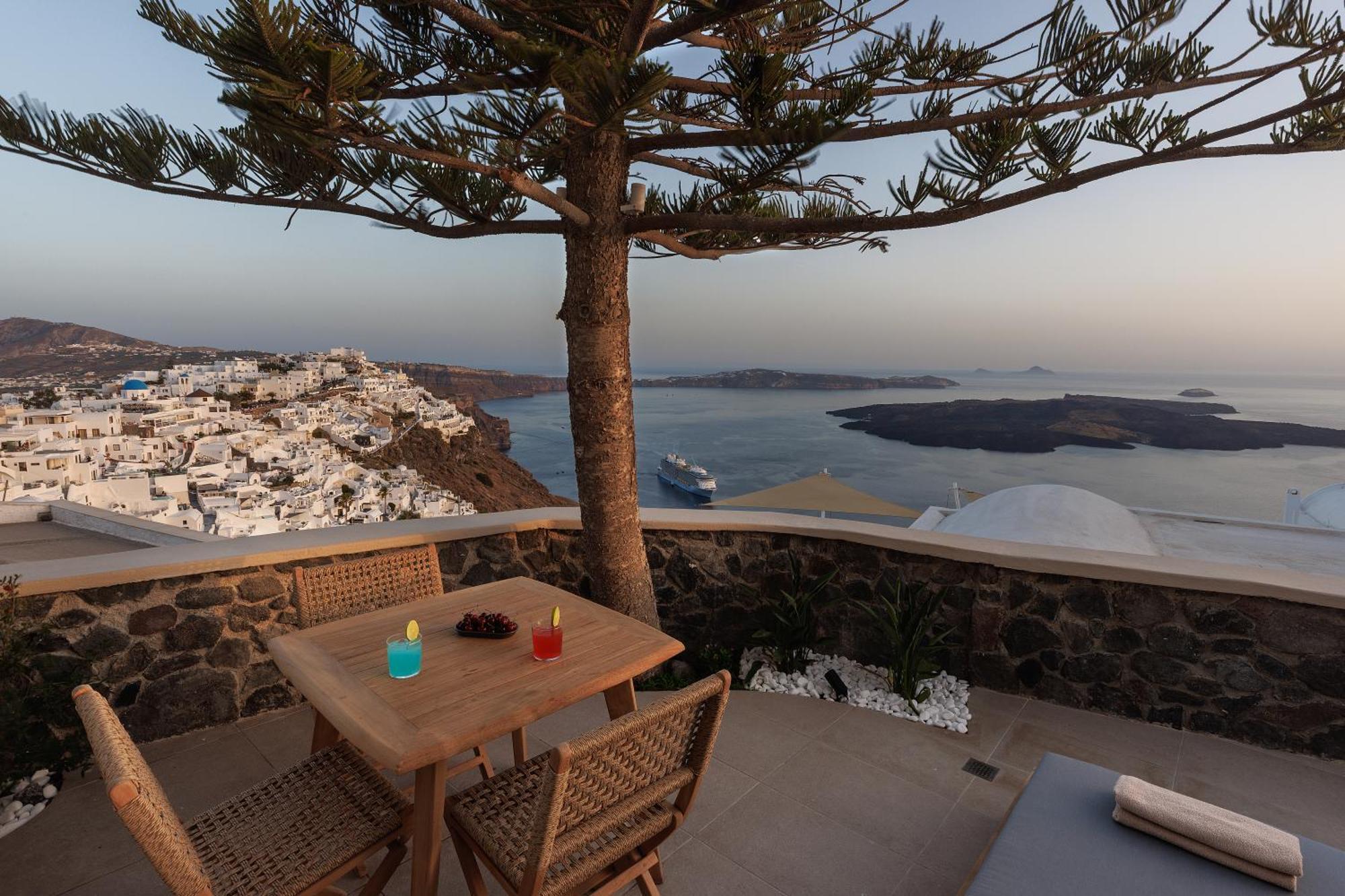 Morfes Luxury Suites By Caldera Houses Фіростефані Номер фото